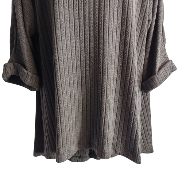 Buckle Black Women Oversize Dark Grey Vneck Sweater Shortsleeve Stretch Sz L NWT - Picture 4 of 11